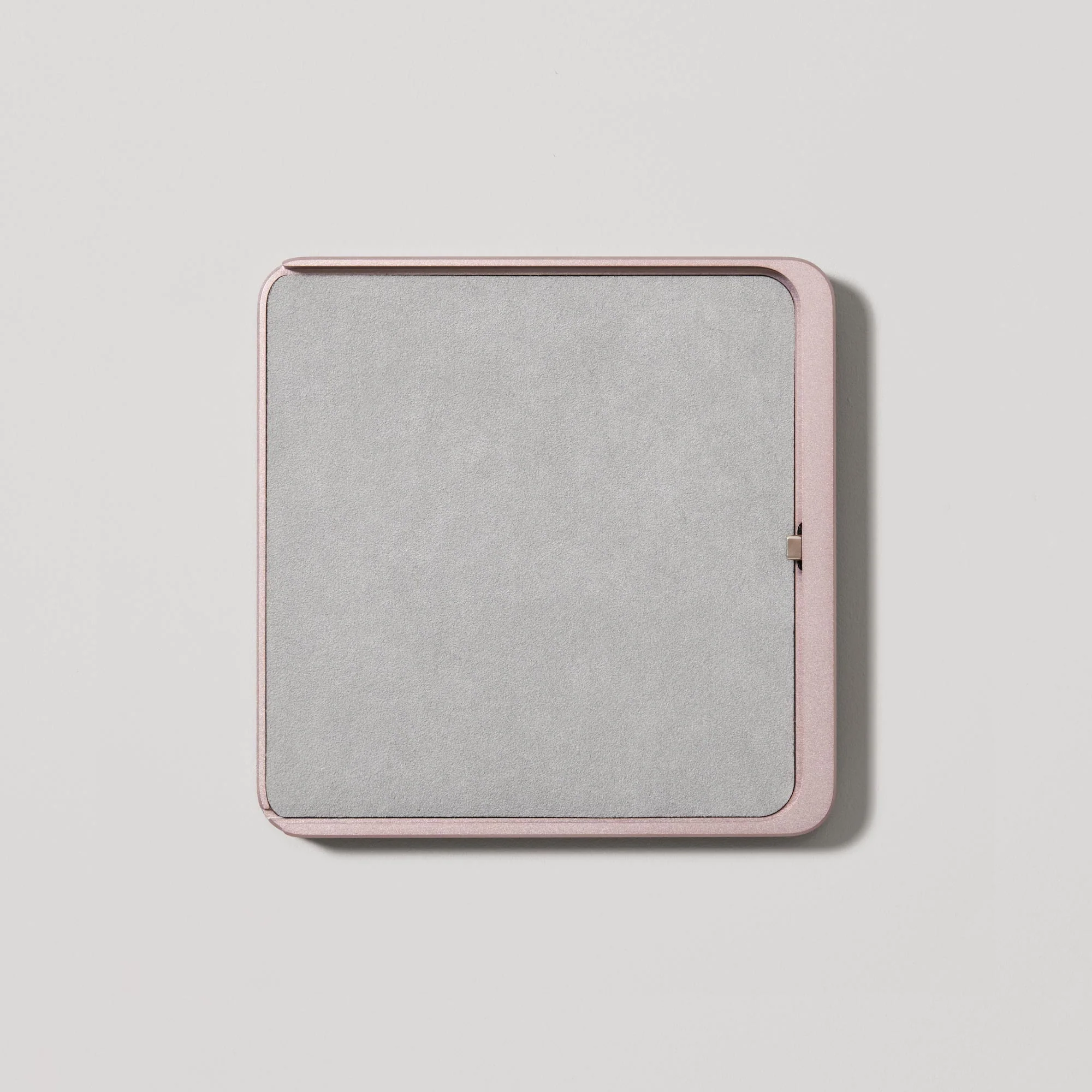 Dame Wall Home 2.0 für iPad Pro - Image 70